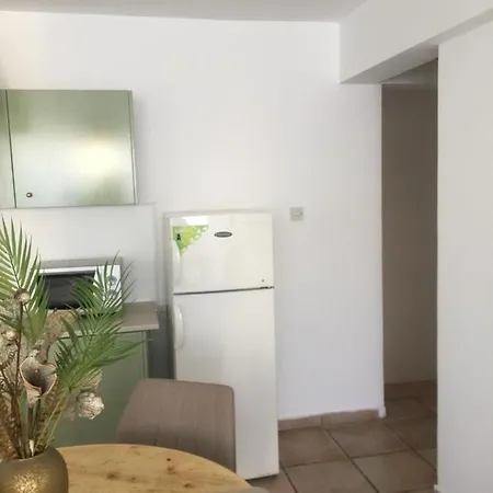 Vangelios * بافوس